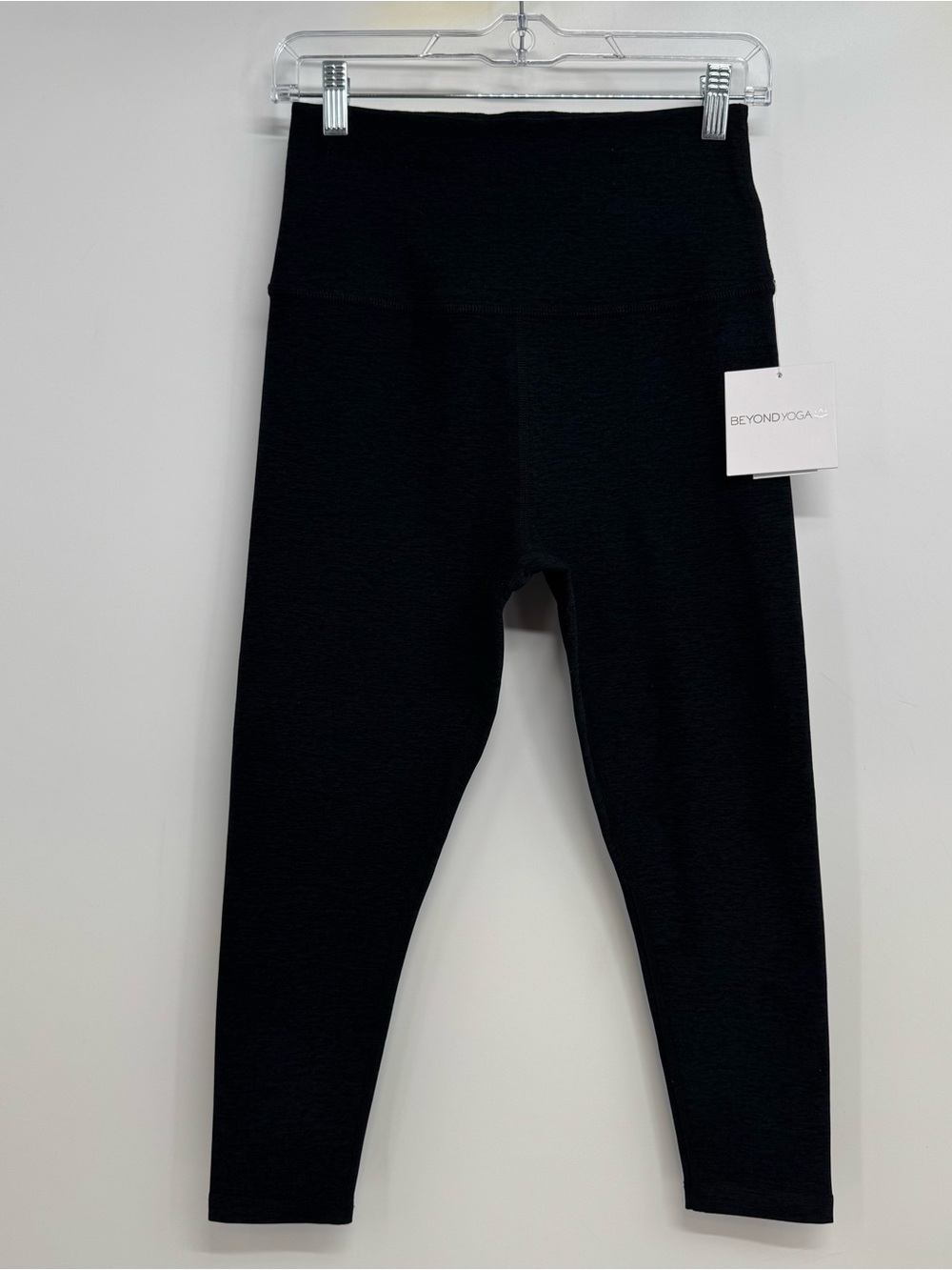 Beyond Yoga Women's L Gray Spacedye Walk and Talk High Waisted Capri Legging - Picture 3 of 14